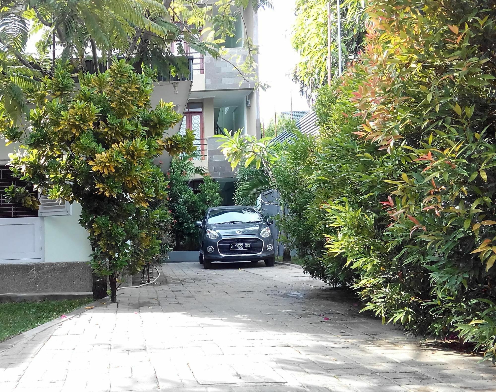 Makassar Breeze Place Residence Dış mekan fotoğraf
